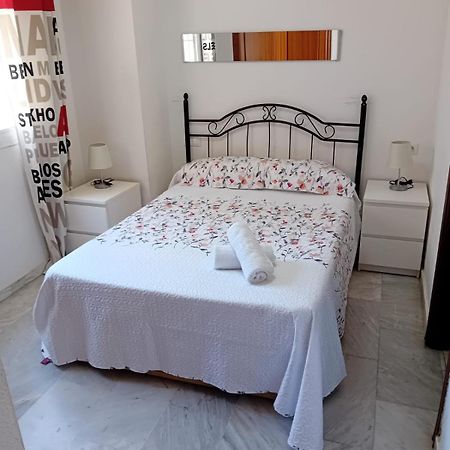 Apartamento Sostoa 1 Малага Экстерьер фото